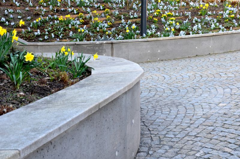 Landscape Retaining Wall Repair Costs — Cost of Landscape Retaining Wall Repair