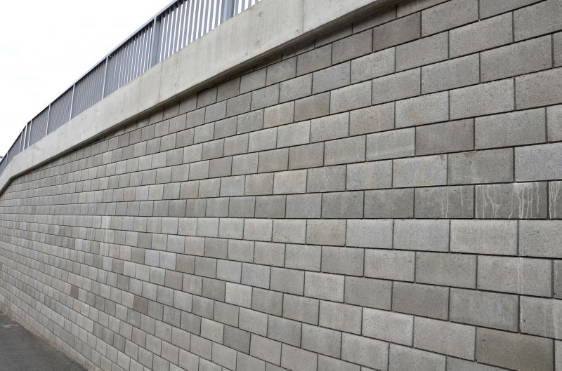 Retention Wall Construction in Vero Beach, FL